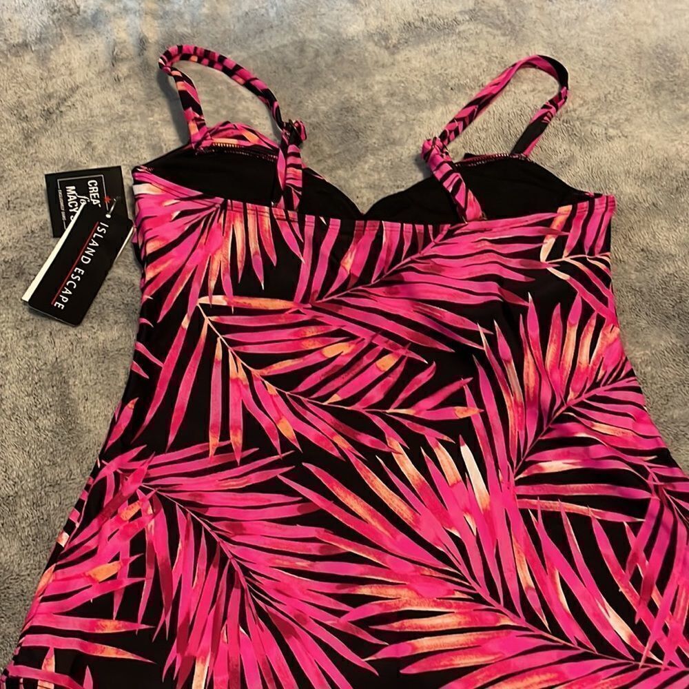 Island Escape Tankini - Picture 4 of 10